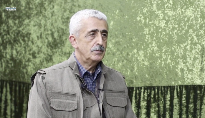 Donné pour mort par les médias turcs, le dirigeant du PKK Riza Altun a parlé à la télévision kurde