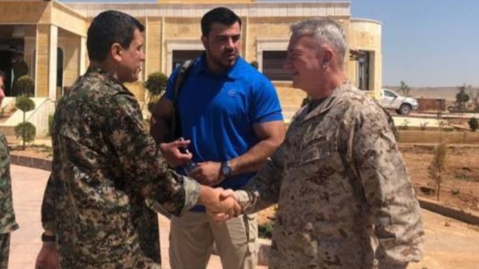 Des responsables américains en visite au Rojava et en Turquie