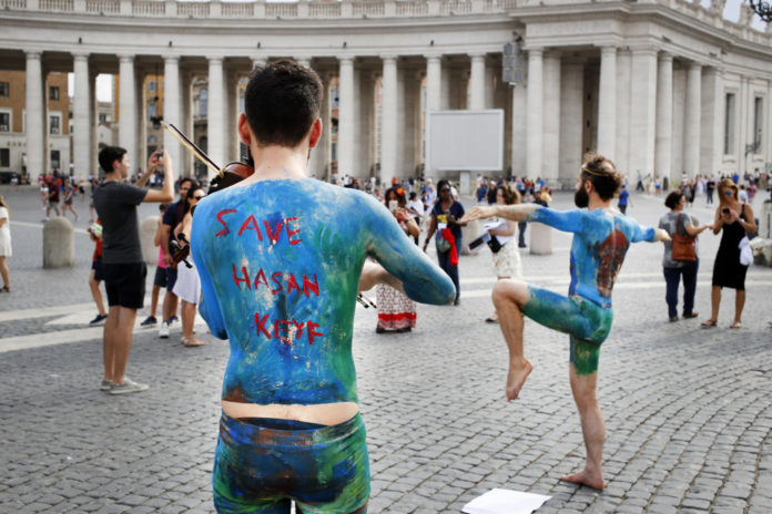 Performance artistique au Vatican, pour sauver 12 000 ans d'histoire à Hasankeyf