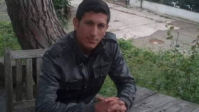 Un jeune homme de 22 ans est mort heurté par un véhicule blindé de l'armée turque, dans un village du district de Mazgirt, dans la province de Dersim.