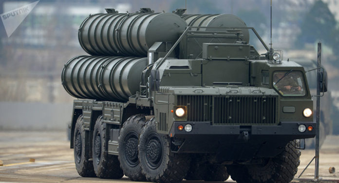 La Turquie dit ne pas avoir acheté les S-400 russes pour les mettre de côté