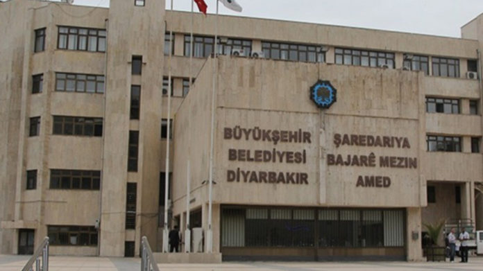 Kurdistan : Deux conseillers municipaux arrêtés à Diyarbakir