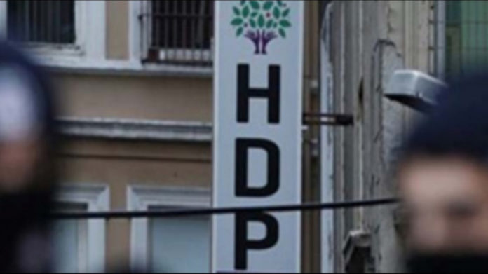 12 militants du HDP arrêtés à Izmir