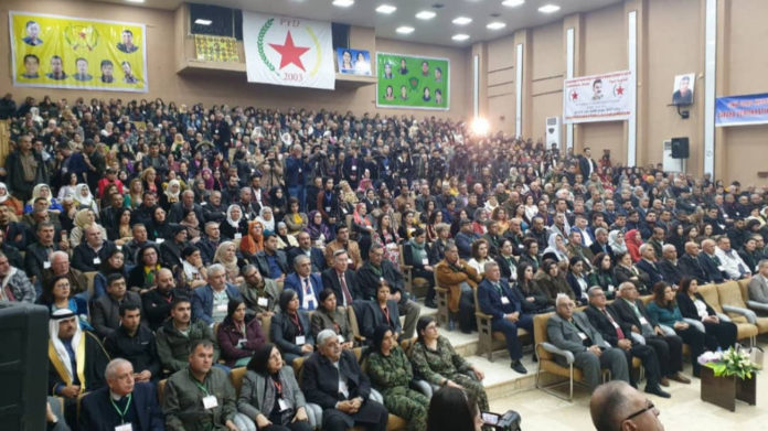 Le PYD appelle à défendre le système démocratique dans le nord de la Syrie comme seule solution à la crise syrienne