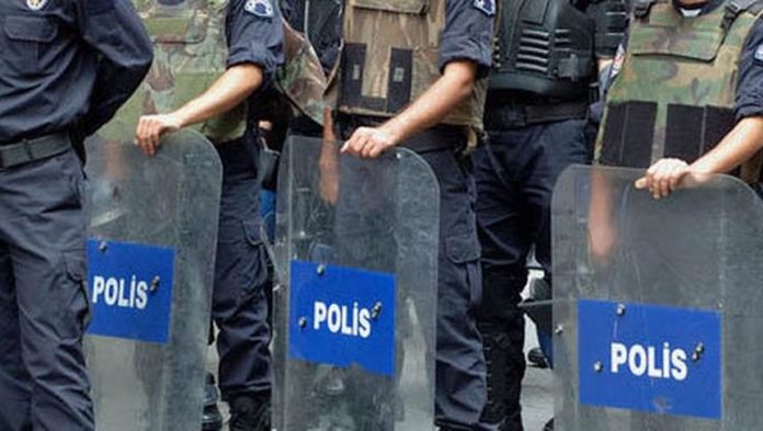 Neuf kurdes arrêtés à Suruç
