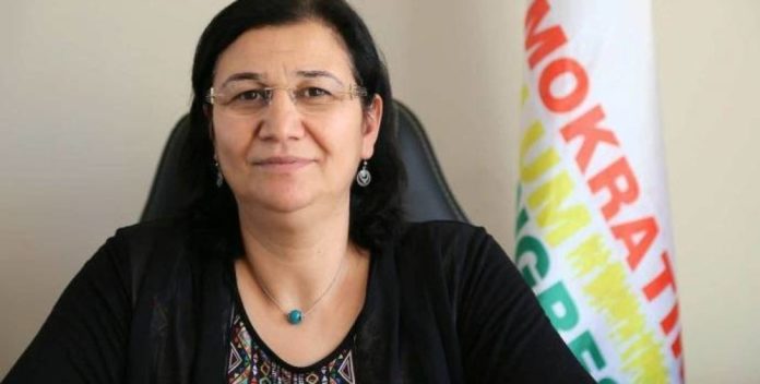 Covid-19 : La députée kurde lance une alerte concernant la situation dans les prisions en Turquie