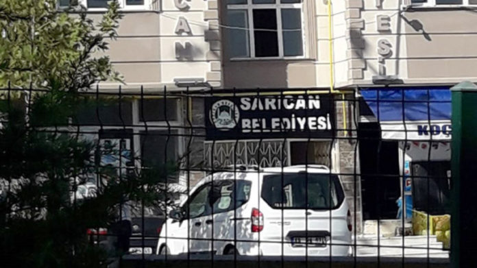 Les co-maires HDP de la commune de Sarıcan, dans le district Karayazı (province d'Erzurum), ont été placés en garde à vue ce mardi matin.