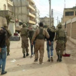 Afrin: Trois femmes et un homme enlevés par les mercenaires proturcs Dans la région d’Afrin occupée par la Turquie, l'armée turque et ses mercenaires djihadistes ne permettent pas aux yézidis qui ont migré du village de Baflune à Shera de retourner sur leurs terres.