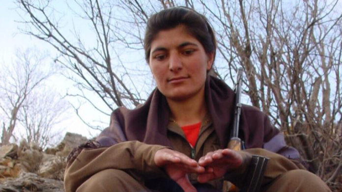 Depuis trois semaines maintenant, une interdiction de contact avec l'extérieur a été mise en vigueur arbitrairement pour la prisonnière politique kurde Zeynab Jalalian, détenue en Iran. Selon des militants des droits humains, elle est sous pression pour lui faire «exprimer des remords» et «coopérer» avec le régime.
