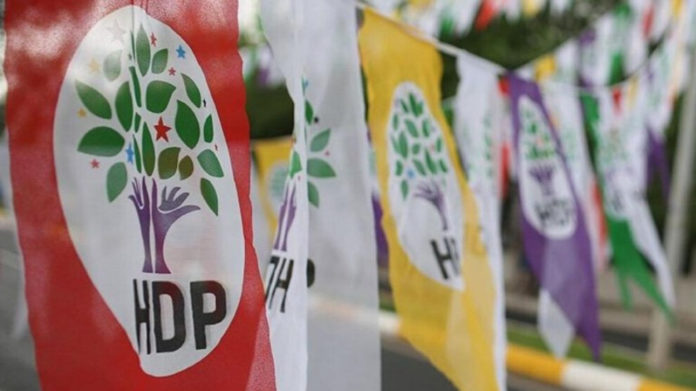 Une enquête a été ouverte contre deux députés du HDP après que ceux-ci aient critiqué une opération de l'armée turque au nord de l'Irak.