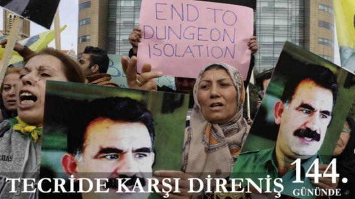 La grève de la faim lancée dans les prisons turques pour protester contre l'isolement du leader kurde Abdullah Öcalan est dans son 144e jour.