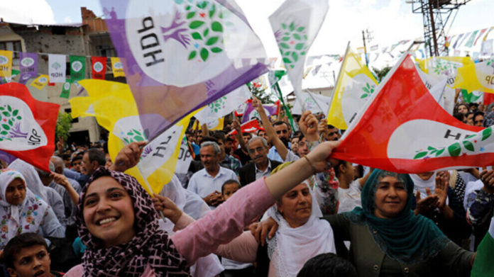 Le HDP a publié un rapport intitulé « L'oppression systématique comme base de la nouvelle Turquie d'Erdogan »