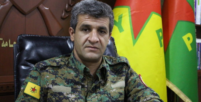 Le porte-parole des Unités de protection du peuple (YPG), Nuri Mahmoud, a démenti les affirmations de l'État turc envahisseur concernant une fosse commune à Afrin et a déclaré que le lieu détruit était en fait un cimetière des combattants.