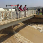 Afrin : l’occupant turc détourne l’eau du barrage de Meydankê vers la Turquie La Turquie a transféré l'eau du barrage de Meydankê, dans la région occupée d’Afrin, vers le barrage de Reyhanli, en territoire turc.