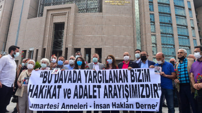 Les Mères du samedi ont tenu une conférence de presse ce lundi, à Istanbul, avant l'audience d’un procès à leur encontre