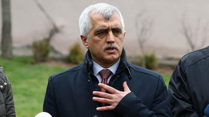 Le député HDP Ömer Faruk Gergerlioglu a été libéré de prison après un arrêt de la Cour constitutionnelle turque jugeant que ses droits avaient été violés.