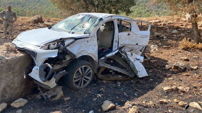 Deux touristes arabes ont été tués dimanche lors d’un bombardement de drone turc contre un véhicule, dans le village de Banke, situé dans le sous-district de Batifa, à Zakho, dans le Sud-Kurdistan (Kurdistan irakien).