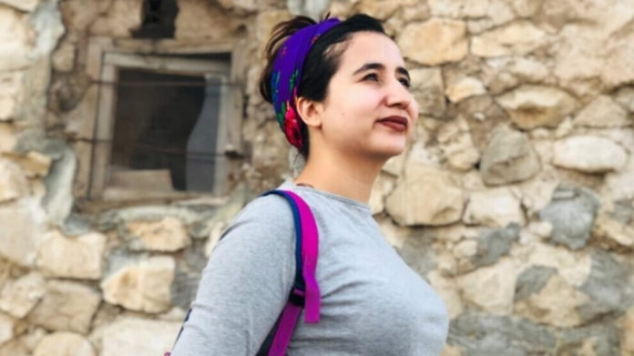 La justice turque a condamné la musicienne Dilan Demir à 9 ans de prison pour « appartenance à une organisation terroriste », sur le fondement de témoignages anonymes.
