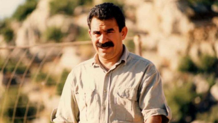 Le « bateau de la paix » apprêté dans le cadre de la campagne « L’heure est venue – Liberté pour Abdullah Öcalan », naviguera entre la Grèce et l'Italie pour rappeler l’odyssée du leader kurde avant son enlèvement et son emprisonnement sur l’île-prison d’Imrali en février 1999.