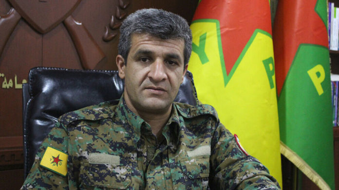 Après l'attaque de drone turque qui a tué 3 civils à Qamishlo, le porte-parole des YPG a promis que la frappe ne resterait pas sans réponse.