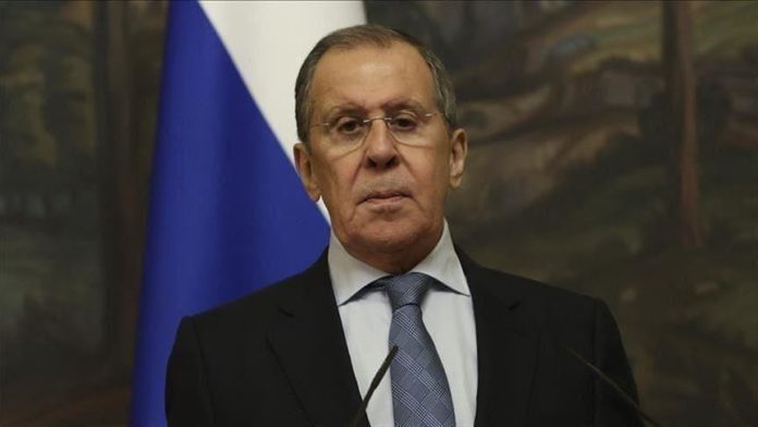 Mardi, le ministre russe des Affaires étrangères, Sergueï Lavrov, a discuté du règlement de la question syrienne avec Ilham Ehmad, présidente du comité exécutif du Conseil démocratique syrien (CDS) à Moscou.