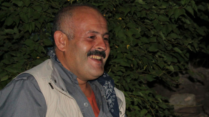 Engagé dans le mouvement de libération kurde depuis des décennies, le militant Anter Dersim a succombé à une crise cardiaque au Rojava