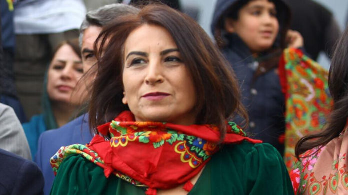 Le Conseil des femmes du HDP demande la libération immédiate de la politicienne et avocate kurde Aysel Tugluk dont l'état de santé se dégrade