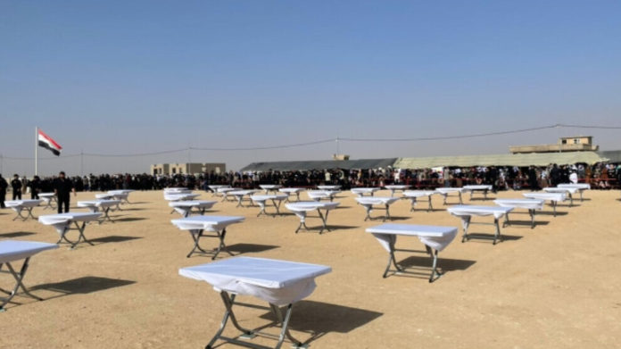 41 Yézidis tués et enterrés dans des fosses communes pendant l’invasion génocidaire de l'État islamique en 2014 ont été réinhumés à Shengal