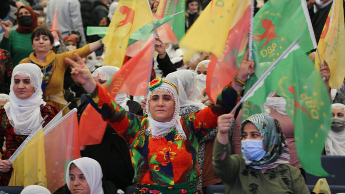 Le DBP maintient son objectif de faire reconnaître l'identité culturelle kurde et de l'ancrer dans la constitution turque.