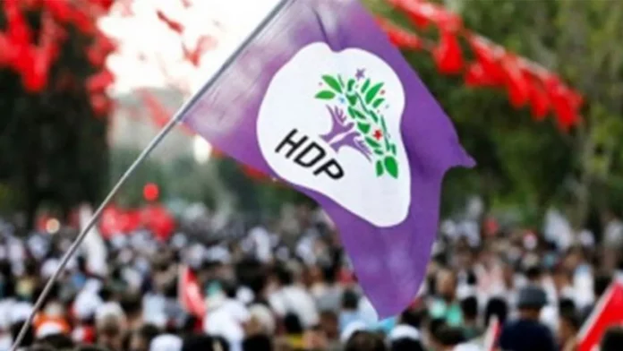 Un retour aux négociations de paix dans le cadre de la question kurde est essentiel pour les Kurdes, les Turcs et les autres peuples du Moyen-Orient, a déclaré le Parti démocratique des peuples (HDP).