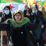 Au Rojava, des mères réclament depuis 150 jours les corps de leurs enfants tués par le PDK Les Mères de la Paix du Rojava protestent depuis 150 jours pour que leur soient rendus les corps des guérilleros tués par les forces du PDK