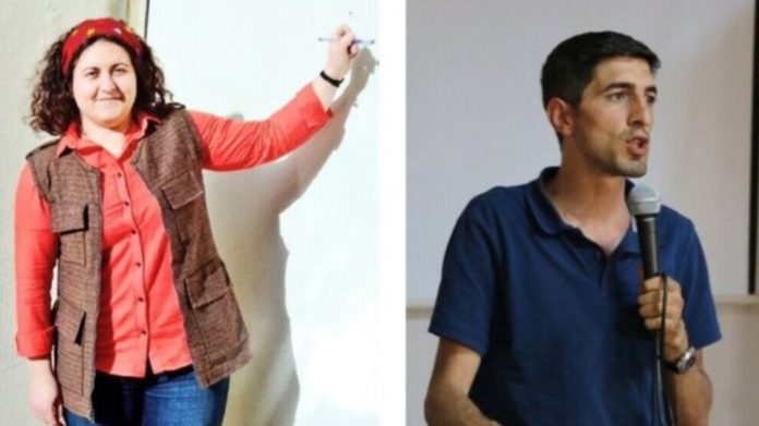 Deux prisonniers du nom de Sibel Balaç et Gökhan Yıldırım ont entamé une grève de la faim depuis plus de trois mois, exigeant la fin des violations de leurs droits et un procès équitable.