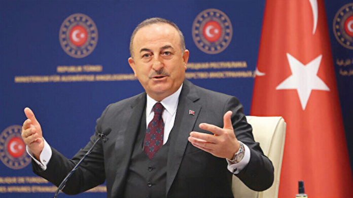 Le ministre turc des affaires étrangères multiplie les pressions sur les ambassades demandant d'interdire les manifestations kurdes en Europe