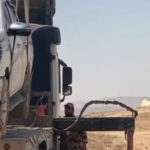 Une nouvelle attaque de drone turque à Shengal Un véhicule des YBŞ a été ciblé dimanche matin par un drone turc près de Khanesor (Xanesor), dans la région yézidie de Shengal.