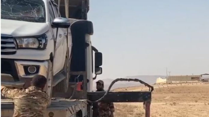 Un véhicule des YBŞ a été ciblé dimanche matin par un drone turc près de Khanesor (Xanesor), dans la région yézidie de Shengal.