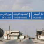 Enlevé et emprisonné par des mercenaires turcs, un jeune homme a été torturé à mort Un jeune homme originaire de la ville occupée de Girê Spî, dans le Nord de la Syrie, a perdu la vie sous la torture dans une prison des mercenaires djihadistes de la Turquie.