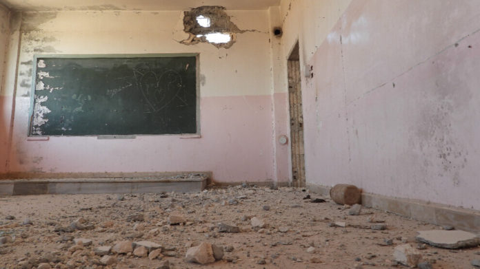 Jusqu’à ce jour, 19 écoles de Kobanê ont été endommagées ou complètement détruites par les bombardements turcs.