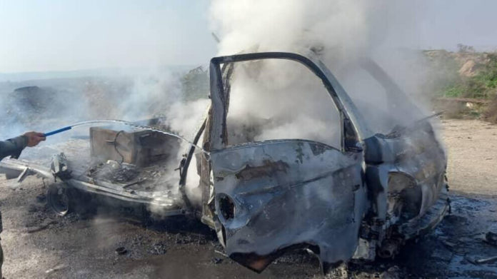 Trois personnes ont été blessées dans un bombardement de l'armée turque contre une usine d'eau à l'ouest de Kobanê. Une voiture a été complètement détruite.