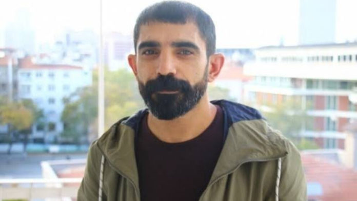 Le journaliste Hamdullah Bayram a été placé en détention provisoire dans le cadre d'une enquête pour 