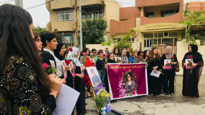 Il y a un an, l’académicienne kurde Nagihan Akarsel était assassinée dans le Sud-Kurdistan par les services de renseignements turcs. Des commémorations ont eu lieu aujourd’hui sur le lieu du crime, à Sulaymaniyah, et sur sa tombe à Konya, en Turquie.