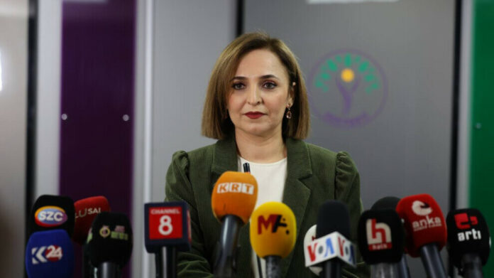 La porte-parole du DEM, Ayşegül Doğan, a annoncé les noms des candidats de son parti aux prochaines élections municipales en Turquie.