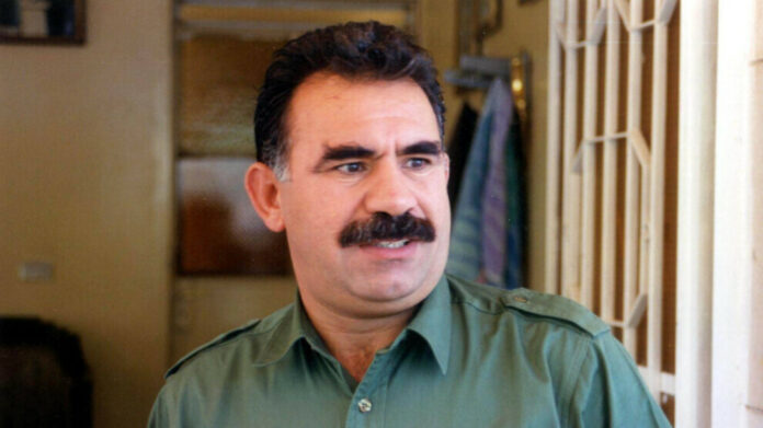 Le Comité pour la libération d’Abdullah Öcalan a réagi suite à l’empêchement par le KRG d’une manifestation contre complot du 15 février 1999