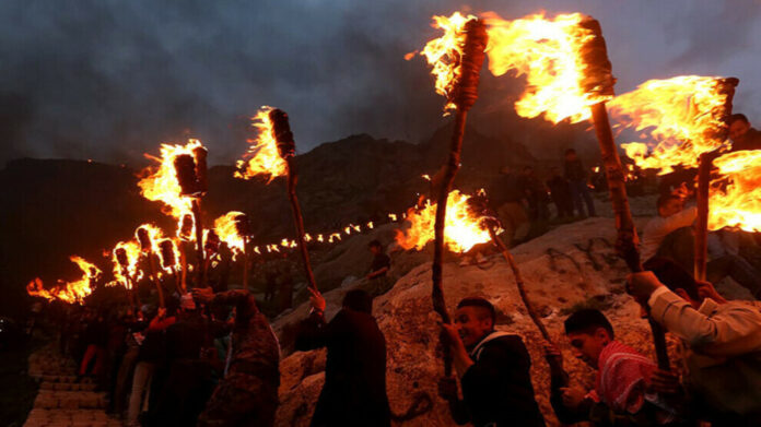 Aujourd'hui encore, à l'équinoxe du printemps, le 21 mars, les peuples kurdes, persans, afghans et autres du Moyen-Orient célèbrent le Newroz