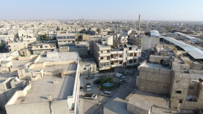 Un civil tué par une attaque des forces turco-djihadistes sur Manbij