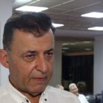 Babekir Dereyi : « Les autorités régionales sont complices de l’occupation turque » Les attaques et l'occupation du territoire du Sud du Kurdistan par l'État turc, en coopération avec le PDK, s'intensifient de jour en jour. Les responsables des Gouvernements régional du Kurdistan et de l'Irak gardent le silence face à cette occupation. L'écrivain originaire du Sud-Kurdistan Babekir Dereyi s'est exprimé à ce sujet auprès de l'agence de presse kurde Rojnews.