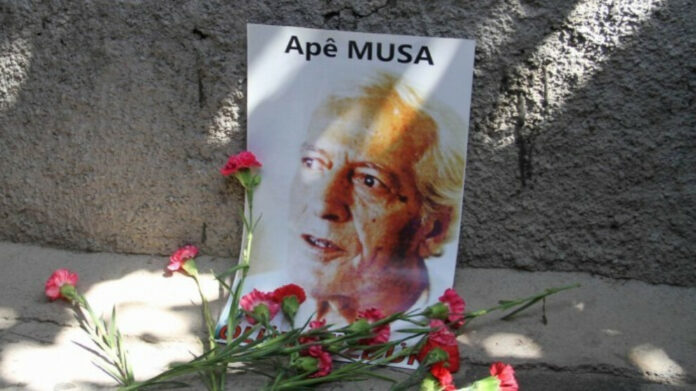 Ce 20 septembre est la date anniversaire de l’assassinat de Musa Anter, éminent écrivain kurde abattu à Diyarbakir il y a 32 ans.