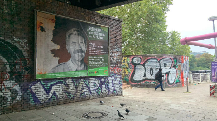 Le grand portrait du leader kurde Abdullah Öcalan intitulé « Cri pour la liberté » fera partie de l'exposition « Réflexion » à Berlin