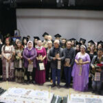 81 étudiants diplômés des académies du canton d’Afrin-Shehba Le Conseil de l'éducation et de la formation du canton d’Afrin-Shehba a célébré mardi la remise de diplômes à 81 étudiants