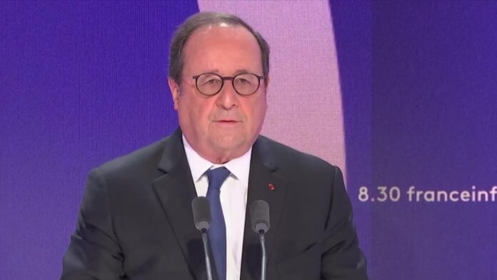 "Il ne peut y voir d’attaques contre les Kurdes. Ce sont eux qui nous ont aidés à lutter contre Daesh", s’est indigné François Hollande