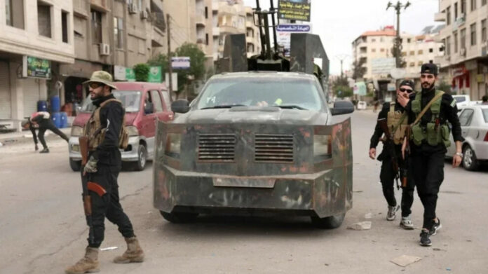 Dans le nord et l'est de la Syrie, des dizaines d’organisations ont publié une déclaration appelant à la fin des affrontements à Damas.